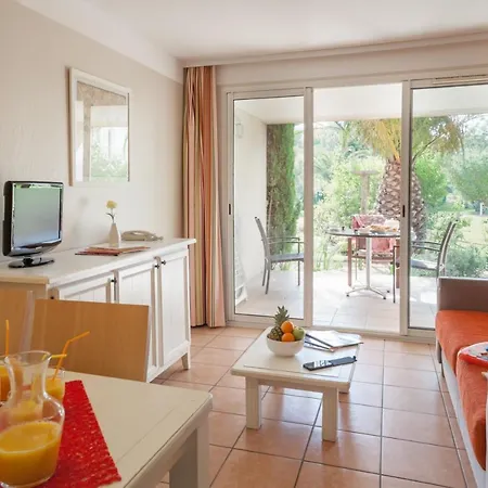 Le Hameau De La Pinede 3/4p 7/8p 4s Resort