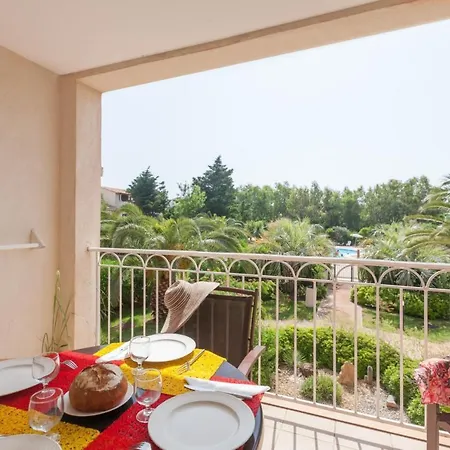 Le Hameau De La Pinede 3/4p 7/8p 4s * Йер