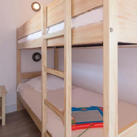 Le Hameau De La Pinede 3/4p 7/8p 4s Йер